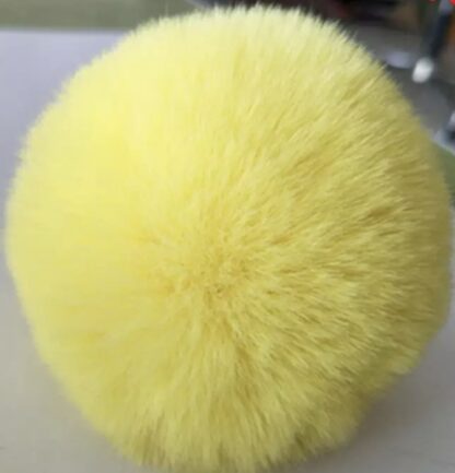 pälsboll gul